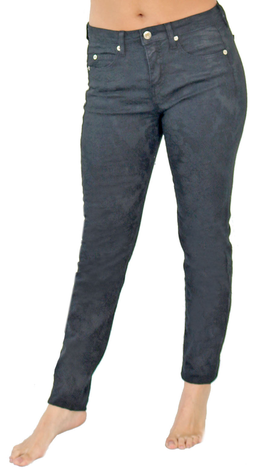 TrueSlim™ Black Jacquard Jegging
