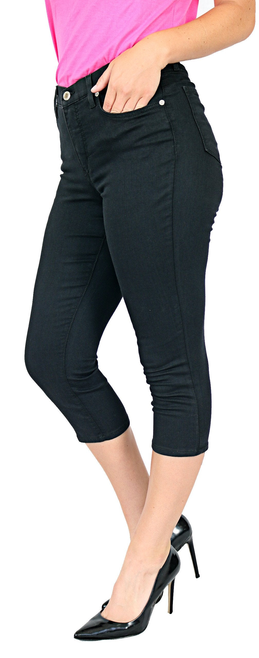 TrueSlim™ Black Basic Capri