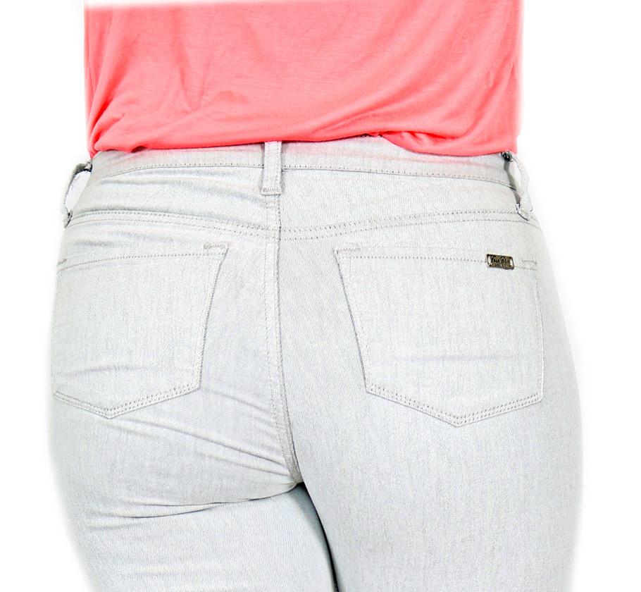 TrueSlim™ Silver Bermuda Shorts